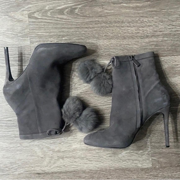 Micheal Kors Heels - Picture 1 of 4